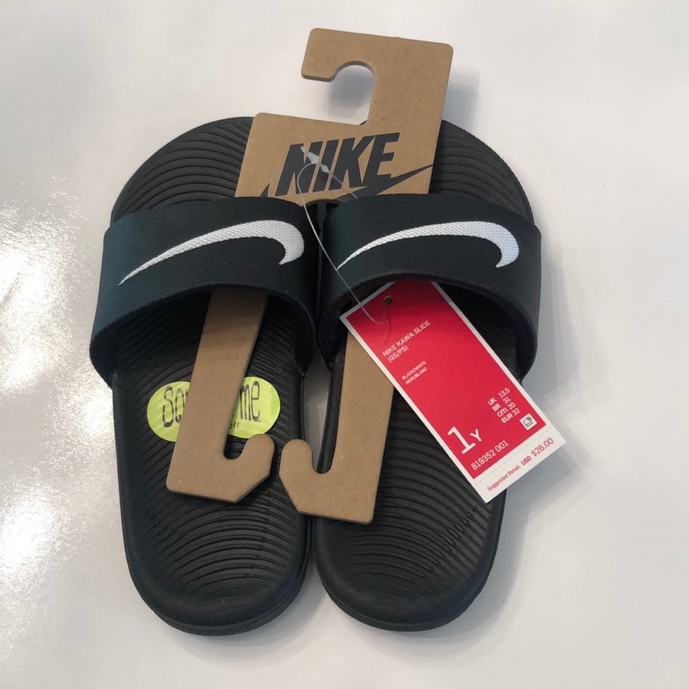 COPY - Black Nike size 1Y slip on sandals